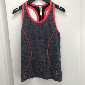 NEVER WORN workout tank